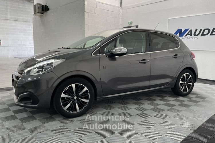 Peugeot 208 1.2 PureTech S&S 82 CH Tech Edition - GARANTIE 6 MOIS - <small></small> 9.490 € <small>TTC</small> - #4