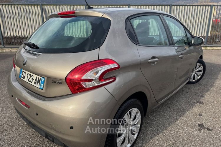 Peugeot 208 1.2 PURETECH STYLE 5P - <small></small> 7.490 € <small>TTC</small> - #3