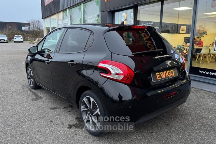 Peugeot 208 1.2 PURETECH STYLE 82ch Boitier Bio Ethanol-Distribution changée - <small></small> 5.800 € <small>TTC</small> - #3