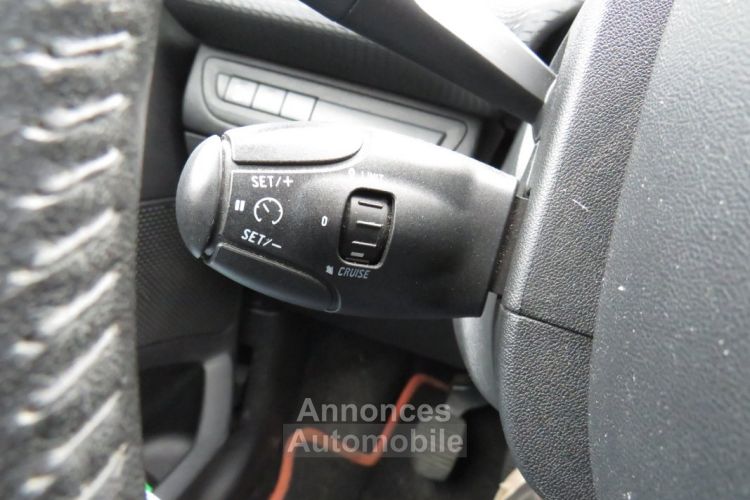 Peugeot 208 1.2 VTi 12V 82 cv - <small></small> 5.990 € <small>TTC</small> - #18