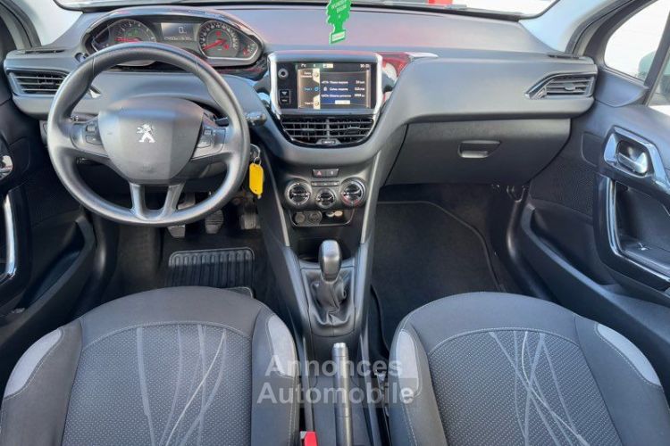 Peugeot 208 1.2 VTI 82 essence crit’air 1 moteur refait à neuf- Clim- gps écran tactile régulateur- fermeture centralisée garantie reprise - <small></small> 5.590 € <small>TTC</small> - #4