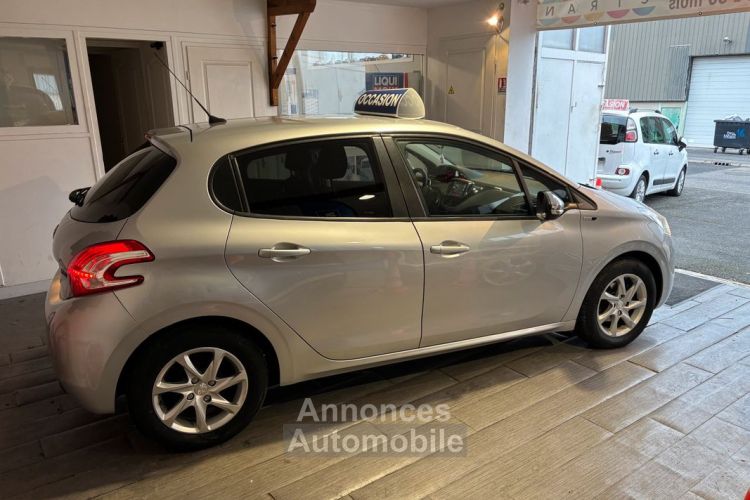 Peugeot 208 1.2 VTI 82 Style 5 Portes - <small></small> 6.990 € <small>TTC</small> - #3