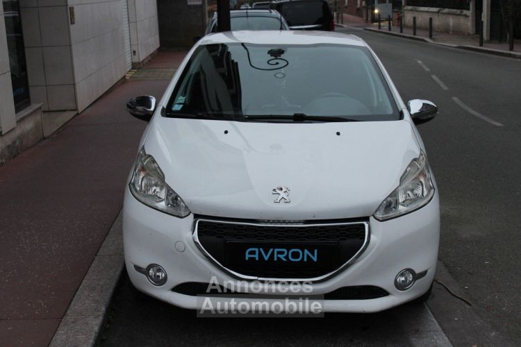 Peugeot 208 1.2 VTI 82 STYLE 5P - <small></small> 6.490 € <small>TTC</small> - #2