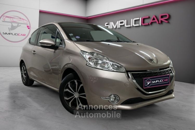 Peugeot 208 1.2 VTi 82ch BVM5 Active - <small></small> 5.990 € <small>TTC</small> - #1