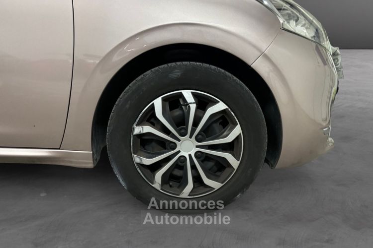 Peugeot 208 1.2 VTi 82ch BVM5 Active - <small></small> 5.990 € <small>TTC</small> - #17