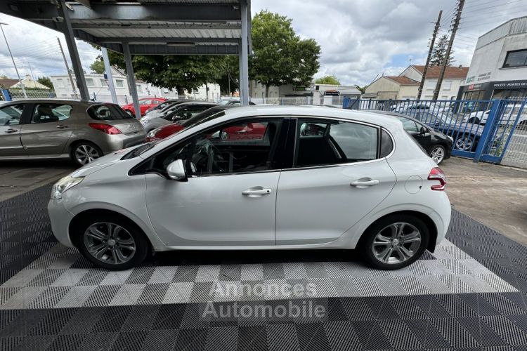 Peugeot 208 1.2 VTi 82ch BVM5 Allure - <small></small> 5.990 € <small>TTC</small> - #4