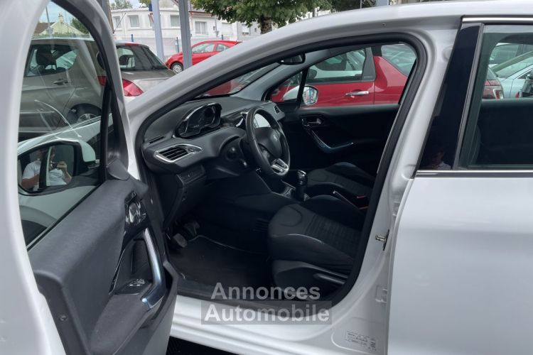 Peugeot 208 1.2 VTi 82ch BVM5 Allure - <small></small> 5.990 € <small>TTC</small> - #9