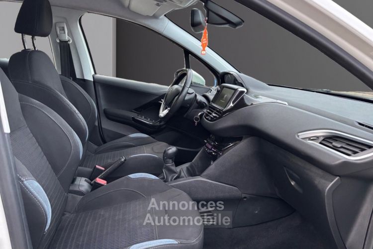 Peugeot 208 1.2 VTi 82ch BVM5 Allure - <small></small> 8.490 € <small>TTC</small> - #8