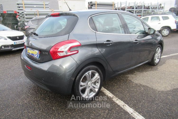 Peugeot 208 1.2 VTi 82ch BVM5 Allure - <small></small> 5.990 € <small>TTC</small> - #4