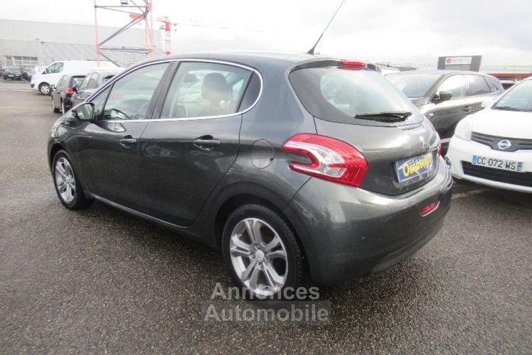 Peugeot 208 1.2 VTi 82ch BVM5 Allure - <small></small> 5.990 € <small>TTC</small> - #6