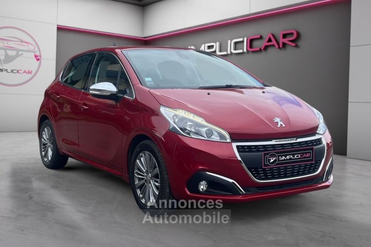 Peugeot 208 1.2 VTi 82ch BVM5 Allure - <small></small> 8.490 € <small>TTC</small> - #1