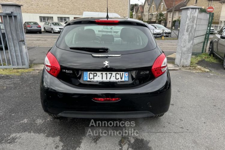 Peugeot 208 1.2 VTi Active + Clim - <small></small> 6.490 € <small>TTC</small> - #4