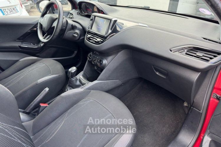 Peugeot 208 1.2 vti active 5 portes - <small></small> 4.390 € <small>TTC</small> - #2