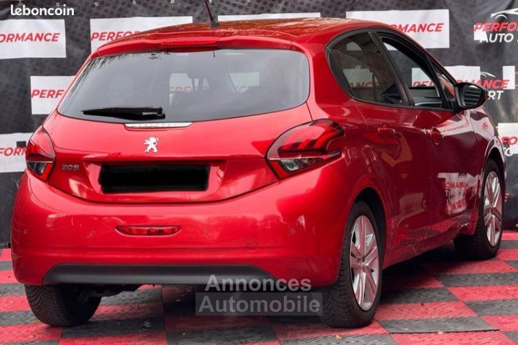 Peugeot 208 1.2 VTi phase 2 année 07-2018 117.000KM Certifié Garantie 3 Mois a 5790euro - <small></small> 5.790 € <small>TTC</small> - #5