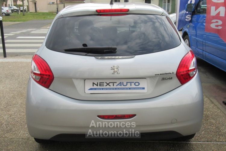 Peugeot 208 1.2 VTI STYLE 5P - <small></small> 5.490 € <small>TTC</small> - #7