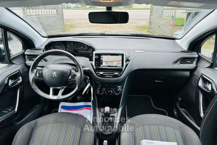 Peugeot 208 1.2 VTI Urban Soul KIT DE DISTRIB NEUF GARANTIE 6 MOIS - <small></small> 6.490 € <small>TTC</small> - #3