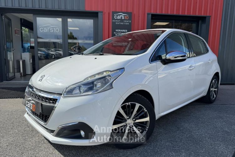 Peugeot 208 1.2i - 110 Allure PHASE 2 - <small></small> 6.990 € <small>TTC</small> - #1