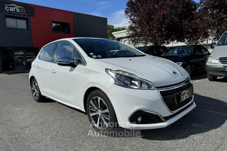 Peugeot 208 1.2i - 110 Allure PHASE 2 - <small></small> 6.990 € <small>TTC</small> - #2