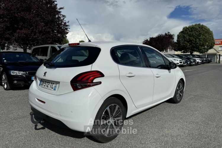 Peugeot 208 1.2i - 110 Allure PHASE 2 - <small></small> 6.990 € <small>TTC</small> - #4