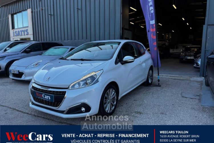 Peugeot 208 1.2i - 110 ch Allure - <small></small> 9.990 € <small>TTC</small> - #1