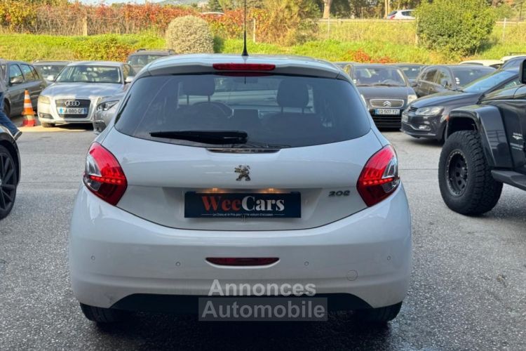 Peugeot 208 1.2i 12V - 82 ch style - <small></small> 9.990 € <small>TTC</small> - #4