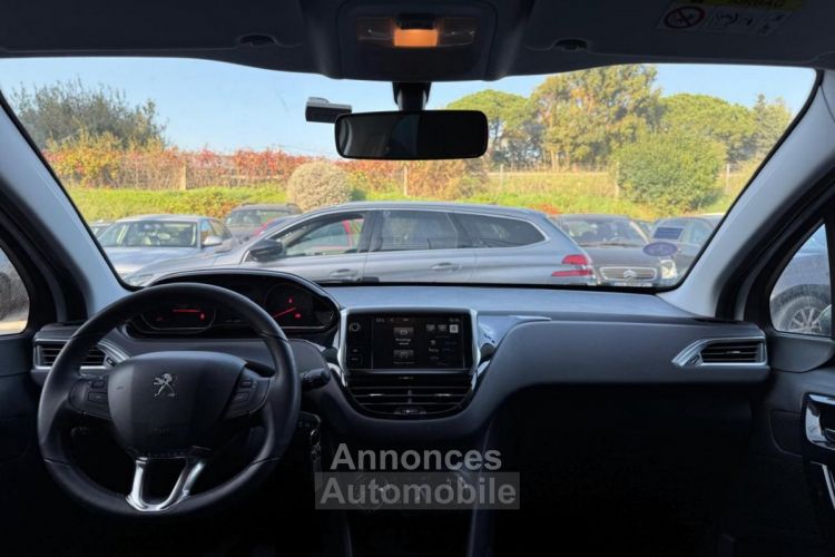 Peugeot 208 1.2i 12V - 82 ch style - <small></small> 9.990 € <small>TTC</small> - #12