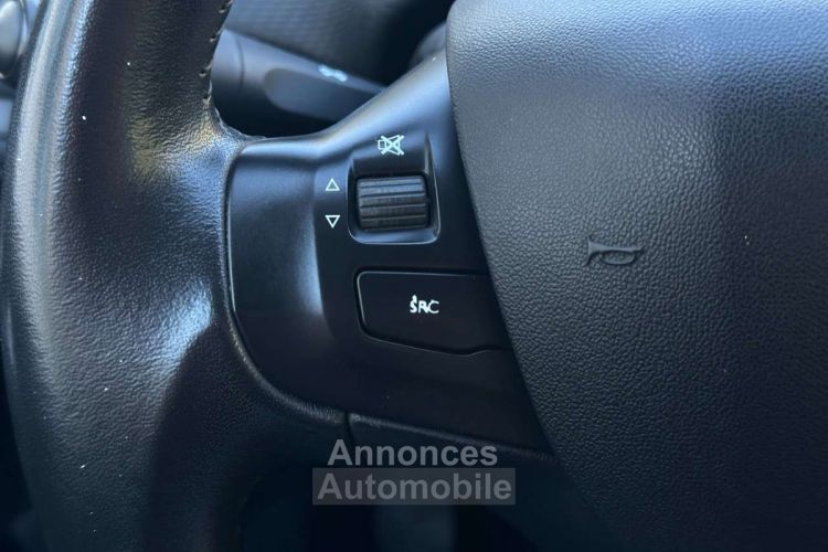 Peugeot 208 1.2i Allure CARPLAY-LED-NAVI-PDC-CRUISE-ANDROID - <small></small> 8.690 € <small>TTC</small> - #15