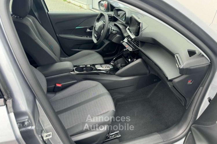 Peugeot 208 1.2i Allure Pack (EU6.4) -- CAMERA GPS - <small></small> 19.990 € <small>TTC</small> - #11