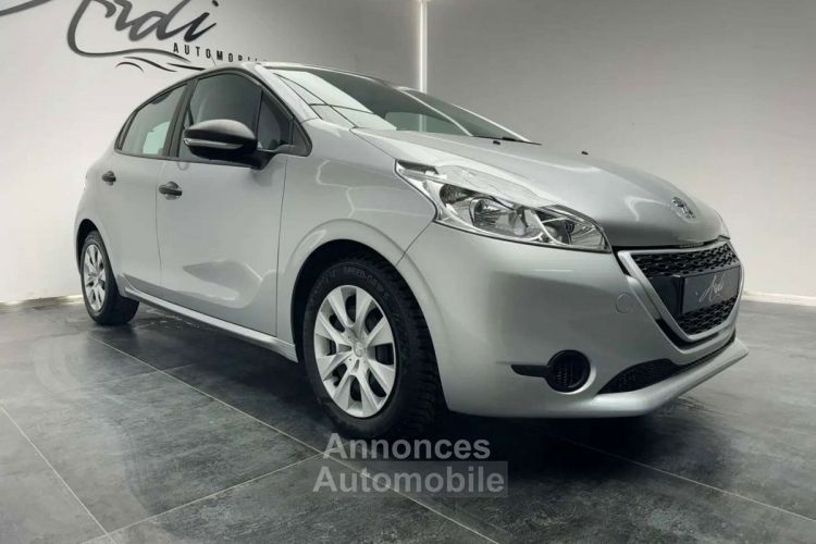 Peugeot 208 1.2i GARANTIE 12 MOIS 1er PROPRIETAIRE - <small></small> 7.950 € <small>TTC</small> - #3