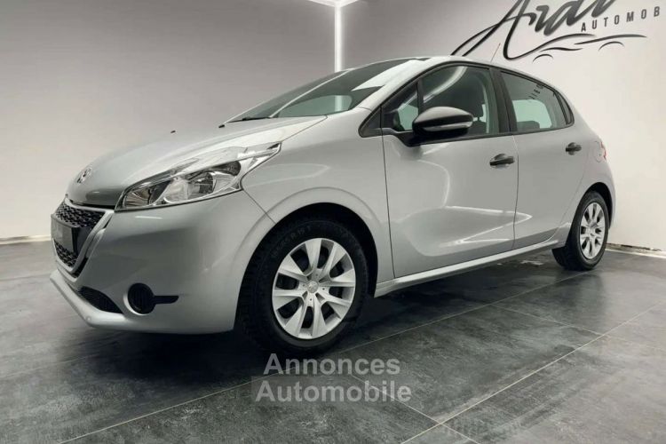 Peugeot 208 1.2i GARANTIE 12 MOIS 1er PROPRIETAIRE - <small></small> 7.950 € <small>TTC</small> - #12