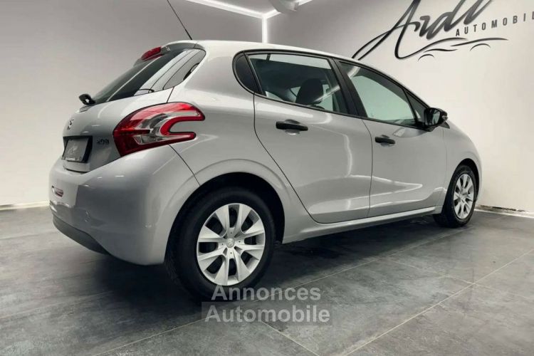 Peugeot 208 1.2i GARANTIE 12 MOIS 1er PROPRIETAIRE - <small></small> 7.950 € <small>TTC</small> - #13