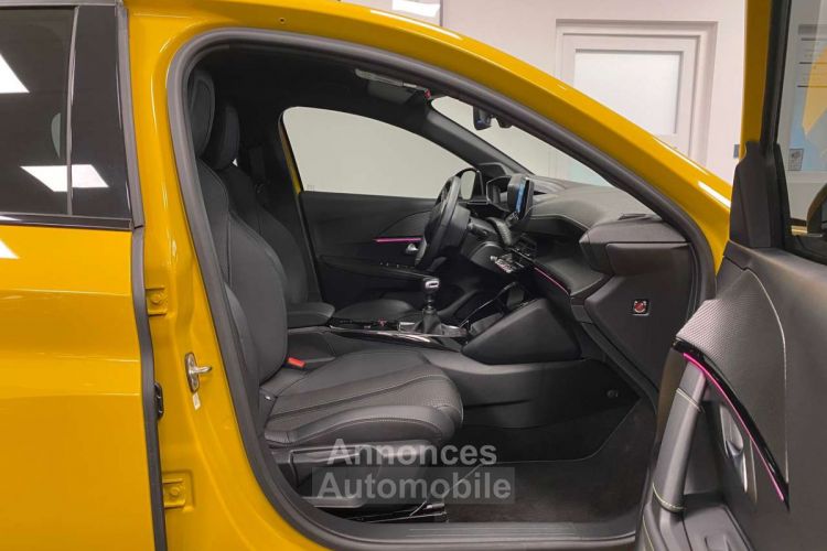 Peugeot 208 1.2i GT-LINE-Cockpit 3D- Cam360- Dab- Nav - <small></small> 16.990 € <small>TTC</small> - #22