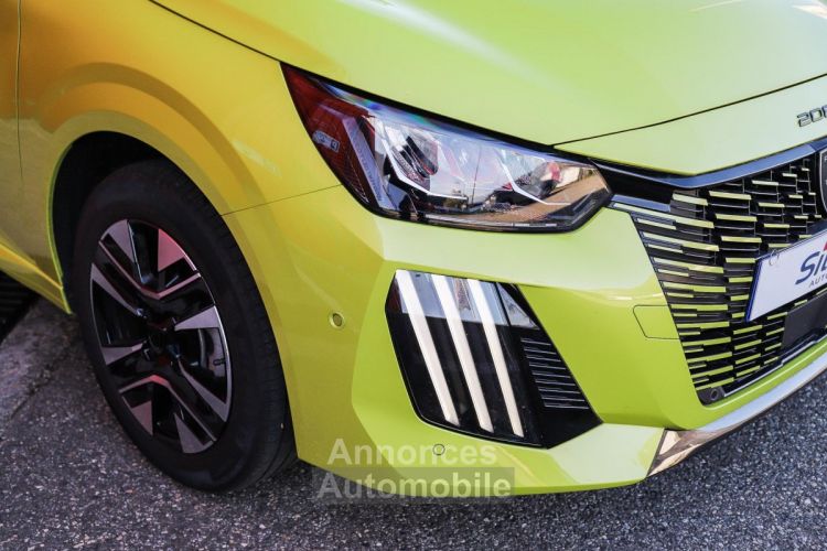 Peugeot 208 1.2i PureTech 100 Allure GPS CAMERA AVANT ET ARRIERE JAUNE AGUEDA - <small></small> 17.970 € <small></small> - #40