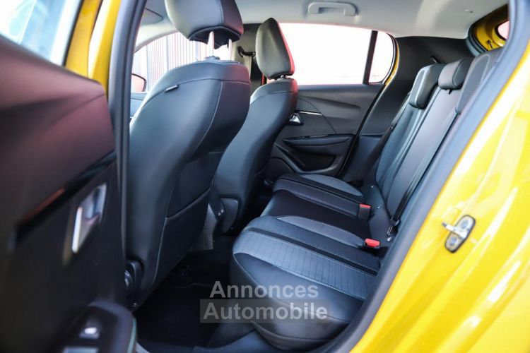 Peugeot 208 1.2i PureTech 100 Allure VIRTUAL COCKPIT JANTES GT 17 - <small></small> 12.970 € <small></small> - #6