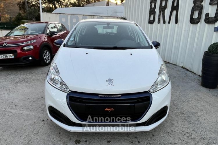 Peugeot 208 1.2i PureTech 12V - 68 BERLINE Like PHASE 2 - <small></small> 7.990 € <small>TTC</small> - #2