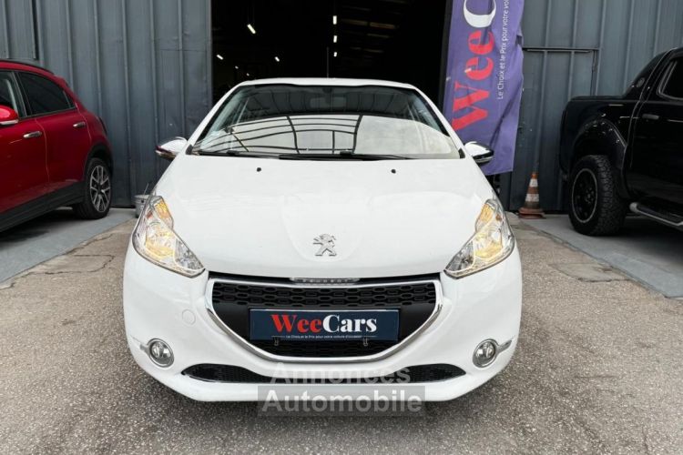 Peugeot 208 1.2i PureTech 12V - 82 BERLINE Style PHASE 1 - <small></small> 7.490 € <small>TTC</small> - #2