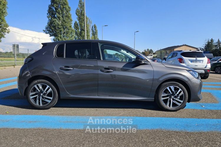 Peugeot 208 1.2i PureTech 12V S&S - 75  II BERLINE - <small></small> 15.990 € <small>TTC</small> - #21