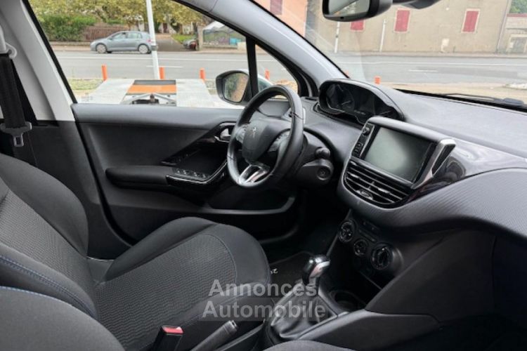 Peugeot 208 1.2i PureTech 12V S&S - 82  BERLINE Signature PHASE 2 - <small></small> 10.990 € <small>TTC</small> - #13