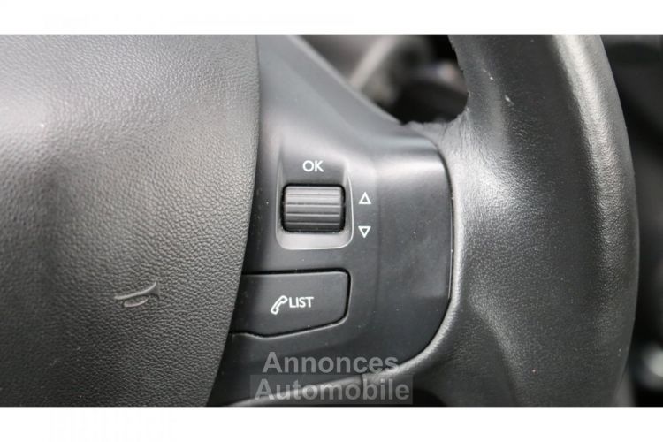 Peugeot 208 1.2i PureTech 12V S&S - 82 BERLINE Active PHASE 2 - <small></small> 11.490 € <small></small> - #17