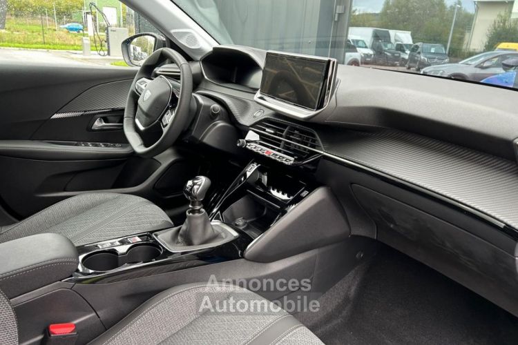 Peugeot 208 1.2i PureTech S&S 100CH Allure - CARPLAY / RADAR AV+AR / LOA 36 mois -296? - <small></small> 19.900 € <small></small> - #6