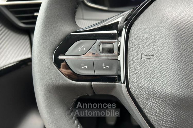 Peugeot 208 1.2i PureTech S&S 100CH Allure - CARPLAY / RADAR AV+AR / LOA 36 mois -296? - <small></small> 19.900 € <small></small> - #9