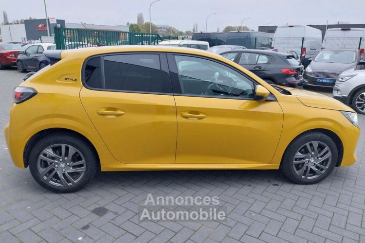 Peugeot 208 1.2i PureTech Style-AUTOMATIQUE-ANDROID.AUTO- - <small></small> 14.990 € <small>TTC</small> - #8