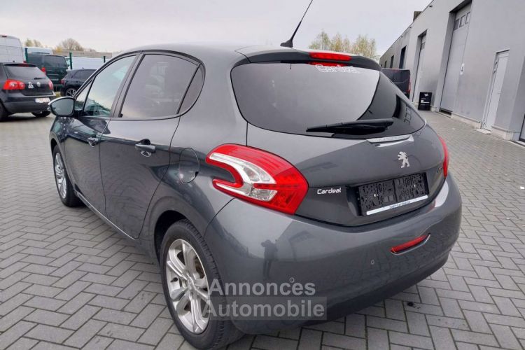 Peugeot 208 1.2i Style-GPS-AIRCO-BLUETOOTH-GARANTIE.12.MOIS- - <small></small> 7.490 € <small>TTC</small> - #5