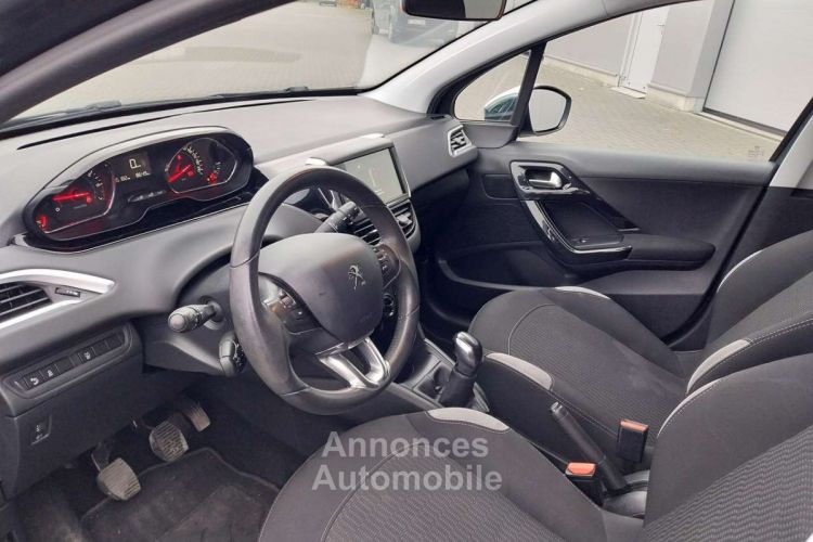 Peugeot 208 1.2i Style-GPS-AIRCO-BLUETOOTH-GARANTIE.12.MOIS- - <small></small> 7.490 € <small>TTC</small> - #12