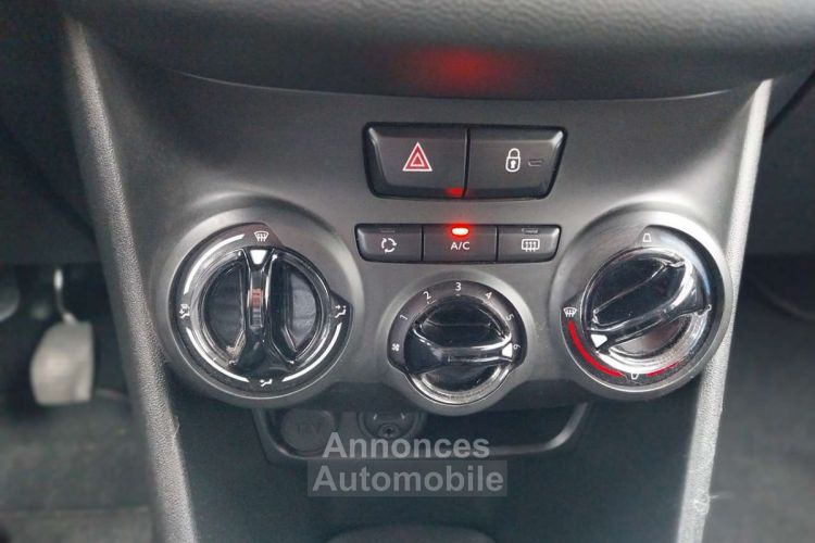 Peugeot 208 1.2i Style-GPS-AIRCO-BLUETOOTH-GARANTIE.12.MOIS- - <small></small> 7.490 € <small>TTC</small> - #17