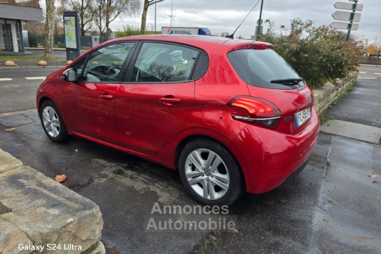 Peugeot 208 1.2l 82ch Signature 01-2019 GARANTIE - <small></small> 6.990 € <small>TTC</small> - #4