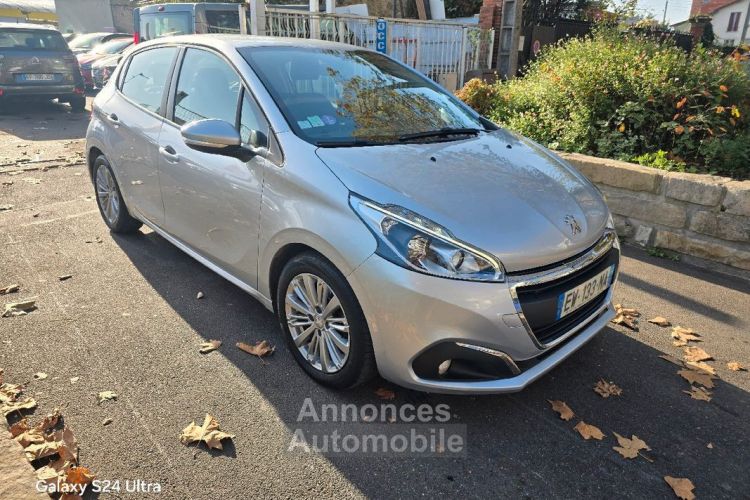 Peugeot 208 1.2l Ess 82ch GARANTIE - <small></small> 5.990 € <small>TTC</small> - #2