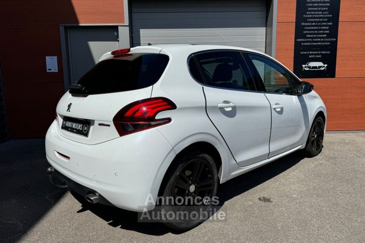 Peugeot 208 1.2l Puretech 110 ch Gt Line EAT6 12/2015 - <small></small> 9.990 € <small>TTC</small> - #3