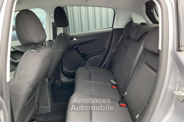 Peugeot 208 1.2l S&S 110CH Allure Business - 1MAIN - <small></small> 11.900 € <small></small> - #16