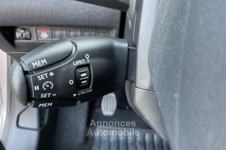 Peugeot 208 1.2l S&S 75CH Active - 1 MAIN - eligible à la prime à la conversion - <small></small> 12.900 € <small></small> - #10